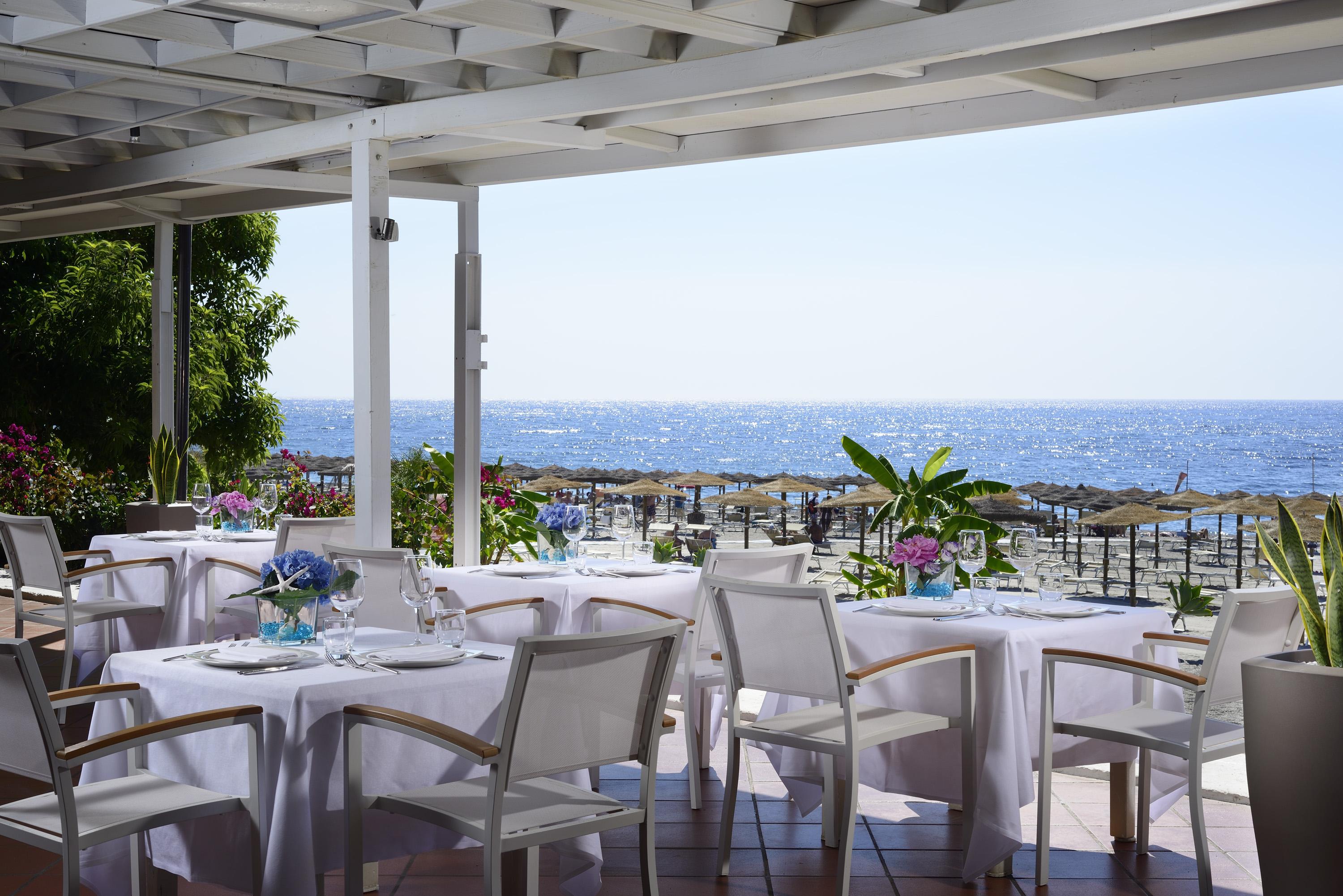 Unahotels Naxos Beach Sicilia Giardini Naxos Exterior photo