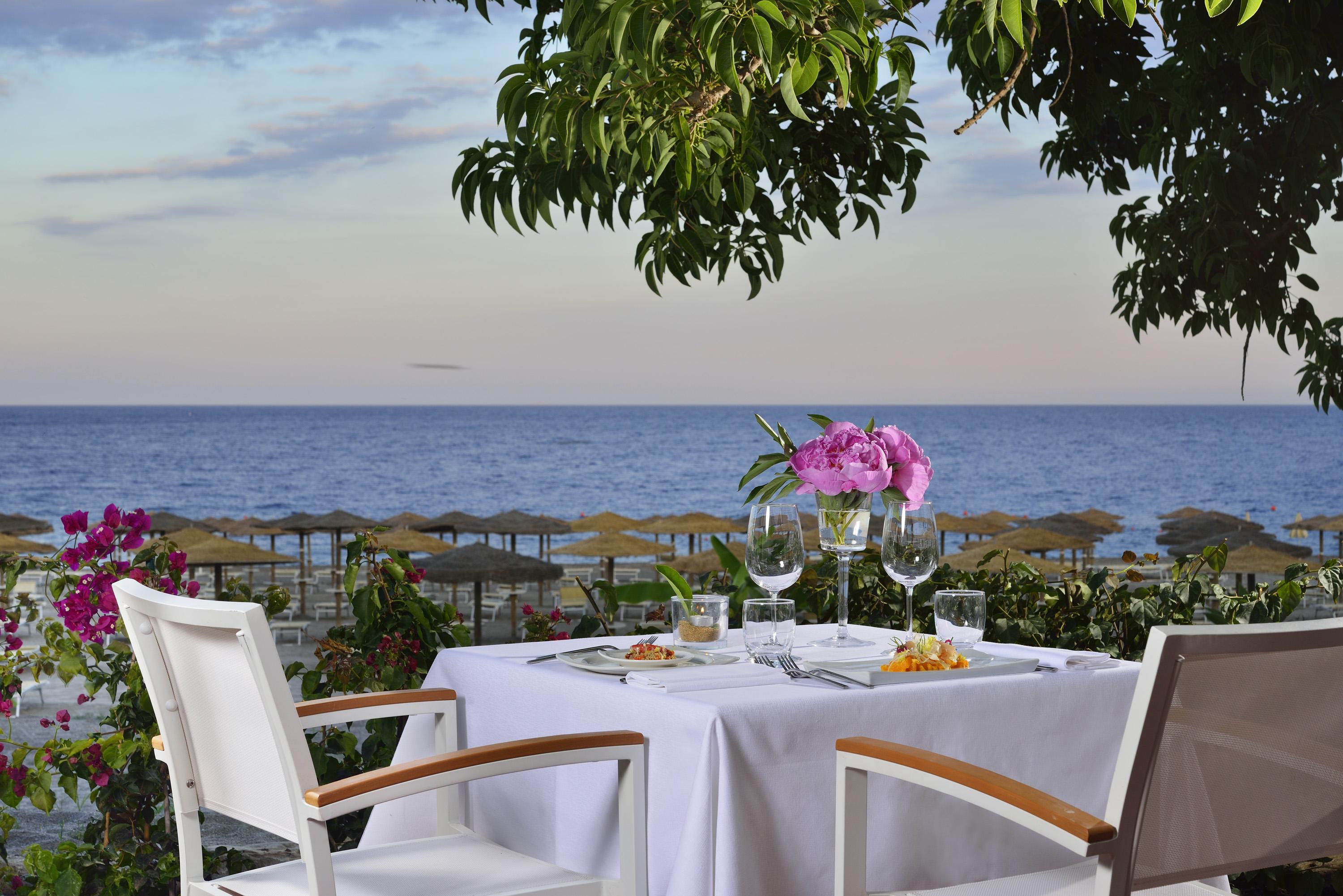 Unahotels Naxos Beach Sicilia Giardini Naxos Exterior photo